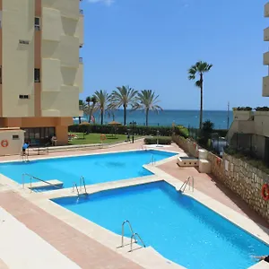 Renovated Mikky Close , Marbella España